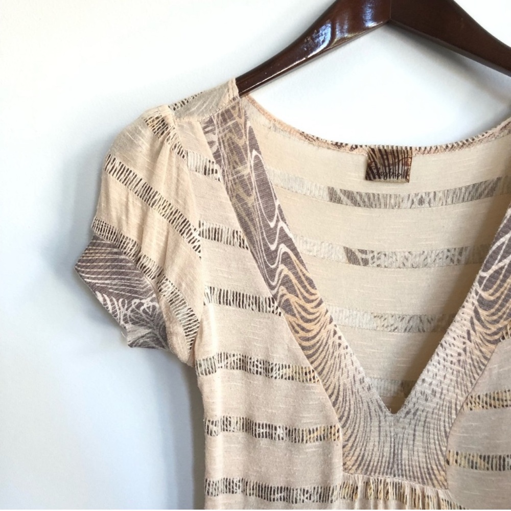 Daytrip Top Bundle: Flowy Black Sleeveless Top and Short Sleeve Top - Picture 8 of 11